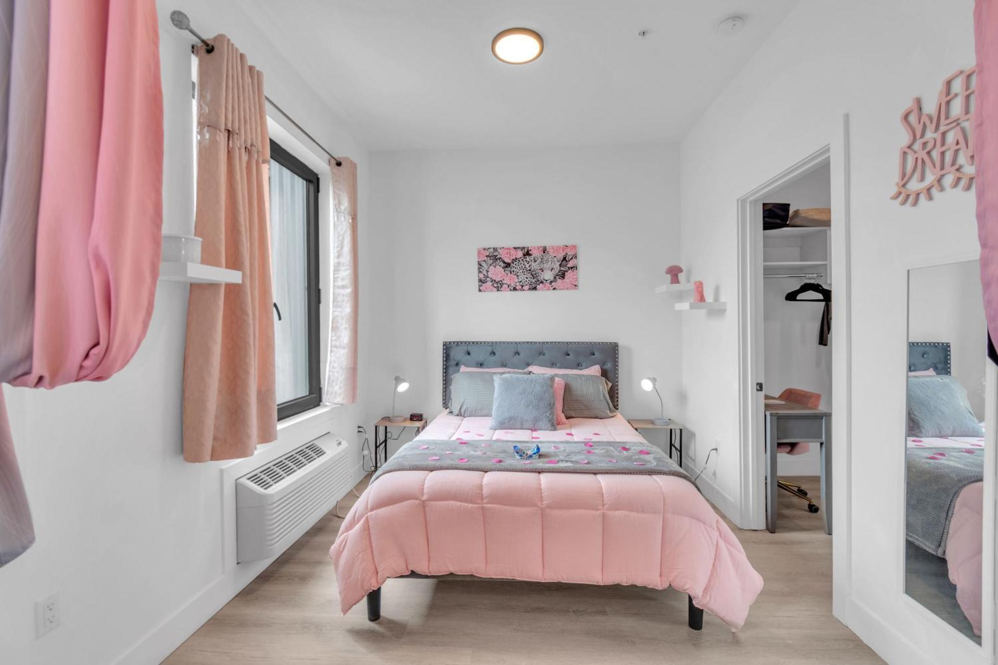 Pink Heaven Indoor Pool, Free Parking, Near Nyc Apartment Elizabeth Luaran gambar
