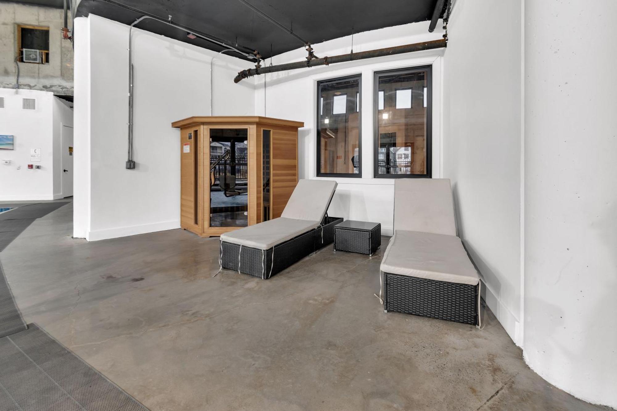 Pink Heaven Indoor Pool, Free Parking, Near Nyc Apartment Elizabeth Luaran gambar